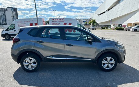 Renault Kaptur I рестайлинг, 2017 год, 820 000 рублей, 3 фотография