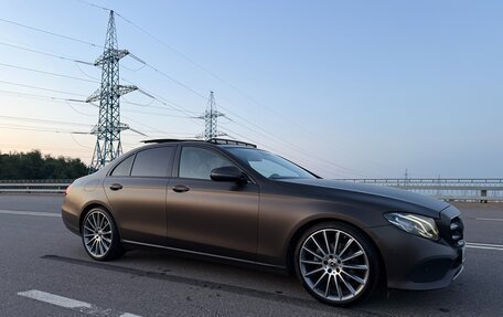 Mercedes-Benz E-Класс, 2016 год, 2 950 000 рублей, 3 фотография