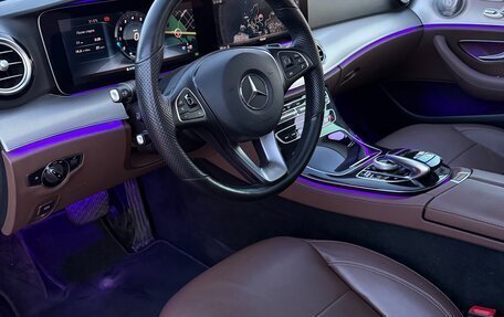 Mercedes-Benz E-Класс, 2016 год, 2 950 000 рублей, 7 фотография