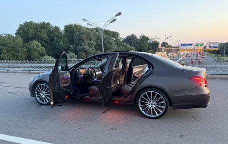 Mercedes-Benz E-Класс, 2016 год, 2 950 000 рублей, 6 фотография