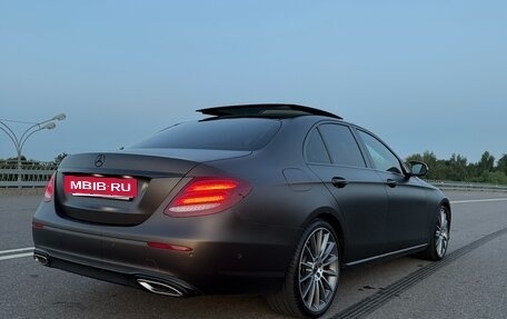 Mercedes-Benz E-Класс, 2016 год, 2 950 000 рублей, 4 фотография