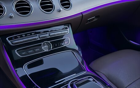 Mercedes-Benz E-Класс, 2016 год, 2 950 000 рублей, 11 фотография