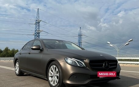 Mercedes-Benz E-Класс, 2016 год, 2 950 000 рублей, 20 фотография