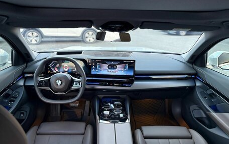 BMW 5 серия, 2024 год, 5 250 000 рублей, 7 фотография