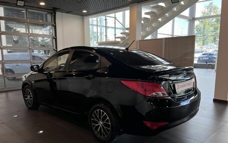 Hyundai Solaris II рестайлинг, 2014 год, 895 000 рублей, 5 фотография