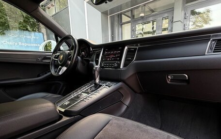 Porsche Macan I рестайлинг, 2018 год, 4 199 900 рублей, 30 фотография