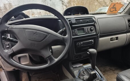 Mitsubishi Pajero Sport II рестайлинг, 2006 год, 400 000 рублей, 6 фотография