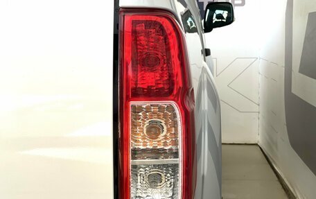 Nissan Navara (Frontier), 2008 год, 1 090 000 рублей, 17 фотография