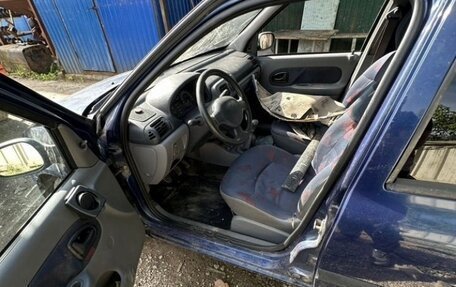 Renault Clio III, 2000 год, 65 000 рублей, 5 фотография