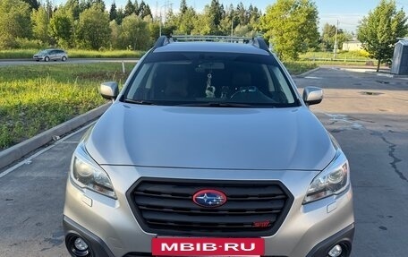Subaru Outback IV рестайлинг, 2017 год, 2 700 000 рублей, 8 фотография