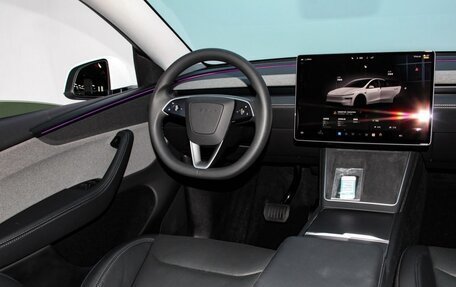 Tesla Model Y I, 2025 год, 7 863 000 рублей, 5 фотография