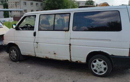 Volkswagen Caravelle T4, 1993 год, 400 000 рублей, 3 фотография