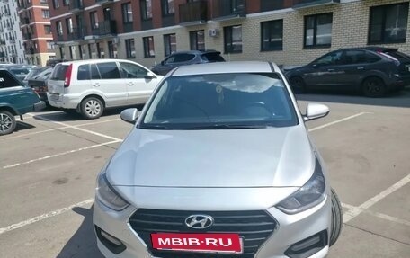 Hyundai Solaris II рестайлинг, 2017 год, 1 200 000 рублей, 5 фотография