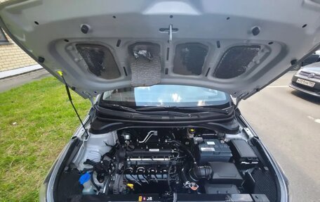 Hyundai Solaris II рестайлинг, 2017 год, 1 200 000 рублей, 9 фотография