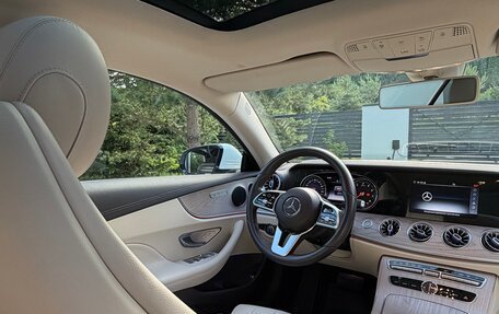Mercedes-Benz E-Класс, 2019 год, 4 900 000 рублей, 4 фотография