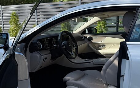 Mercedes-Benz E-Класс, 2019 год, 4 900 000 рублей, 7 фотография
