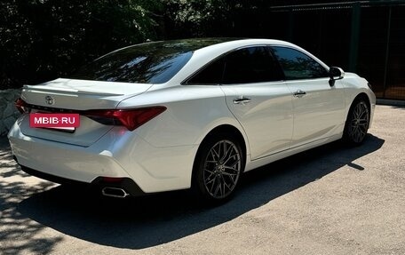 Toyota Avalon, 2022 год, 5 200 000 рублей, 3 фотография