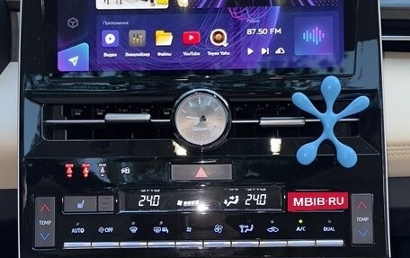 Toyota Avalon, 2022 год, 5 200 000 рублей, 17 фотография
