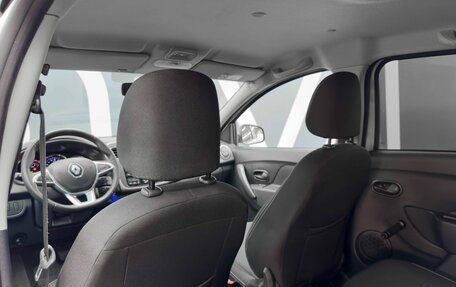Renault Logan II, 2021 год, 949 900 рублей, 15 фотография