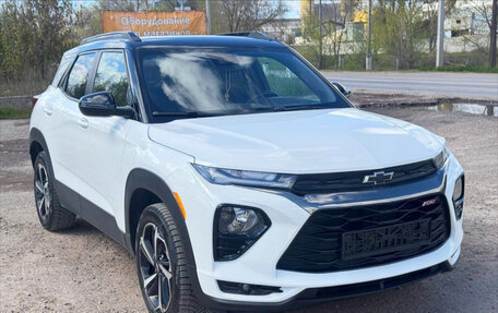 Chevrolet TrailBlazer, 2022 год, 1 900 000 рублей, 3 фотография