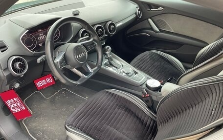 Audi TT, 2018 год, 4 000 000 рублей, 17 фотография