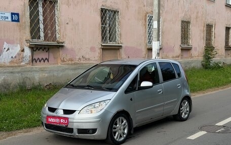 Mitsubishi Colt VI рестайлинг, 2005 год, 300 000 рублей, 1 фотография
