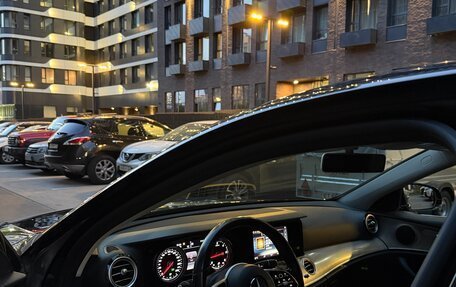Mercedes-Benz E-Класс, 2020 год, 3 200 000 рублей, 18 фотография