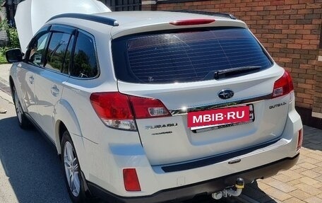 Subaru Outback IV рестайлинг, 2012 год, 1 490 000 рублей, 3 фотография
