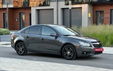 Chevrolet Cruze II, 2011 год, 320 000 рублей, 4 фотография