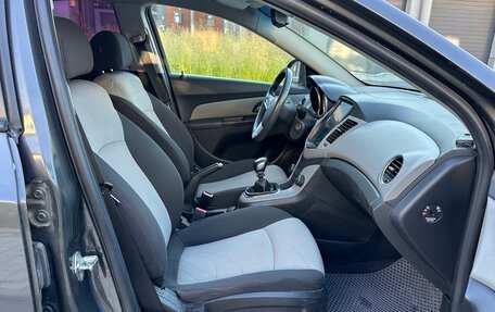 Chevrolet Cruze II, 2011 год, 320 000 рублей, 16 фотография