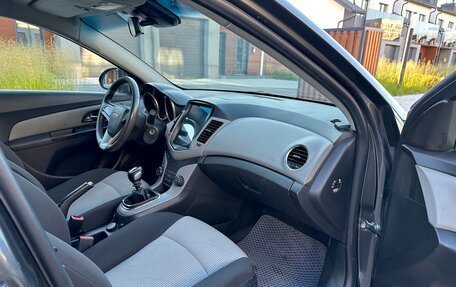Chevrolet Cruze II, 2011 год, 320 000 рублей, 15 фотография