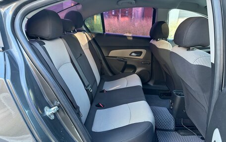 Chevrolet Cruze II, 2011 год, 320 000 рублей, 18 фотография