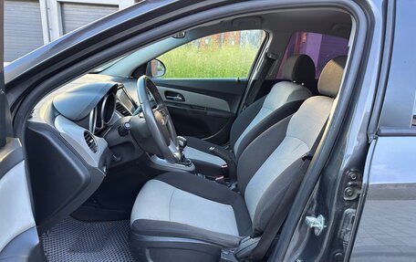 Chevrolet Cruze II, 2011 год, 320 000 рублей, 12 фотография