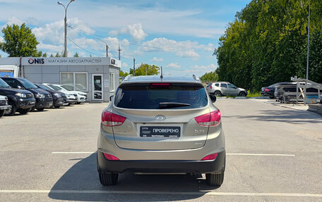 Hyundai ix35 I рестайлинг, 2011 год, 1 300 000 рублей, 10 фотография