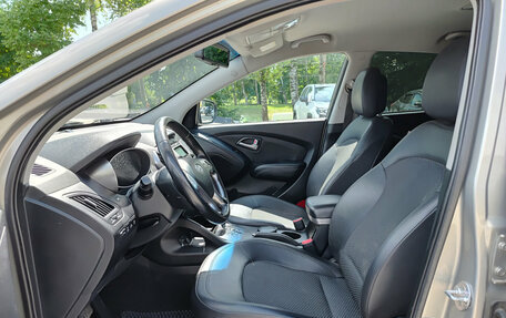 Hyundai ix35 I рестайлинг, 2011 год, 1 300 000 рублей, 20 фотография