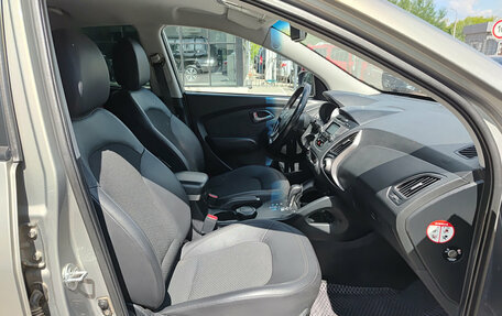 Hyundai ix35 I рестайлинг, 2011 год, 1 300 000 рублей, 15 фотография