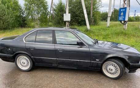 BMW 5 серия, 1991 год, 280 000 рублей, 1 фотография