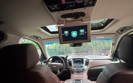 Chevrolet Tahoe IV, 2017 год, 3 950 000 рублей, 38 фотография