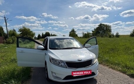 KIA Rio III рестайлинг, 2013 год, 730 000 рублей, 3 фотография