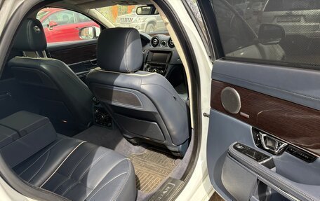 Jaguar XJ IV (X351), 2014 год, 1 590 000 рублей, 9 фотография