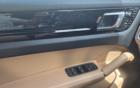 Porsche Cayenne III, 2018 год, 4 900 000 рублей, 15 фотография