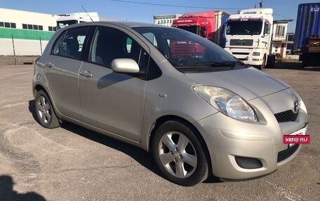 Toyota Yaris III рестайлинг, 2009 год, 670 000 рублей, 5 фотография