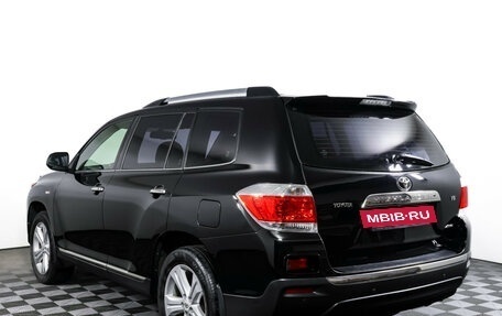 Toyota Highlander III, 2012 год, 2 190 000 рублей, 8 фотография