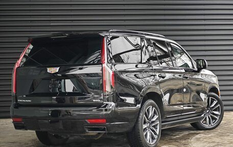 Cadillac Escalade V, 2022 год, 11 990 000 рублей, 5 фотография
