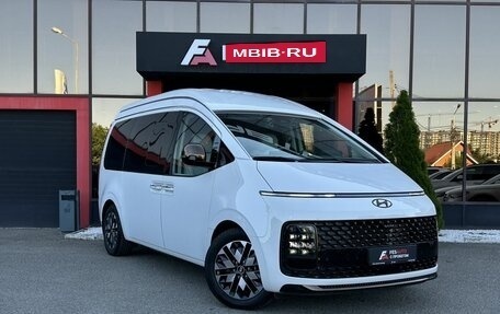 Hyundai Staria, 2022 год, 5 998 000 рублей, 3 фотография