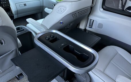 Hyundai Staria, 2022 год, 5 998 000 рублей, 27 фотография