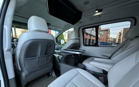 Hyundai Staria, 2022 год, 5 998 000 рублей, 29 фотография