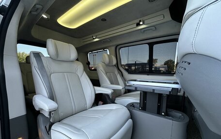 Hyundai Staria, 2022 год, 5 998 000 рублей, 30 фотография