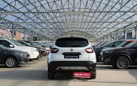 Renault Kaptur I рестайлинг, 2018 год, 1 215 000 рублей, 4 фотография