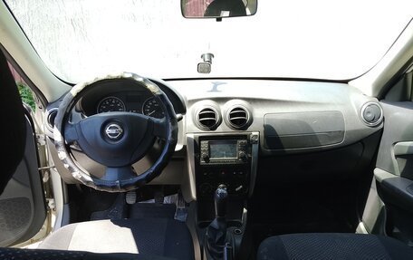 Nissan Almera, 2015 год, 450 000 рублей, 1 фотография